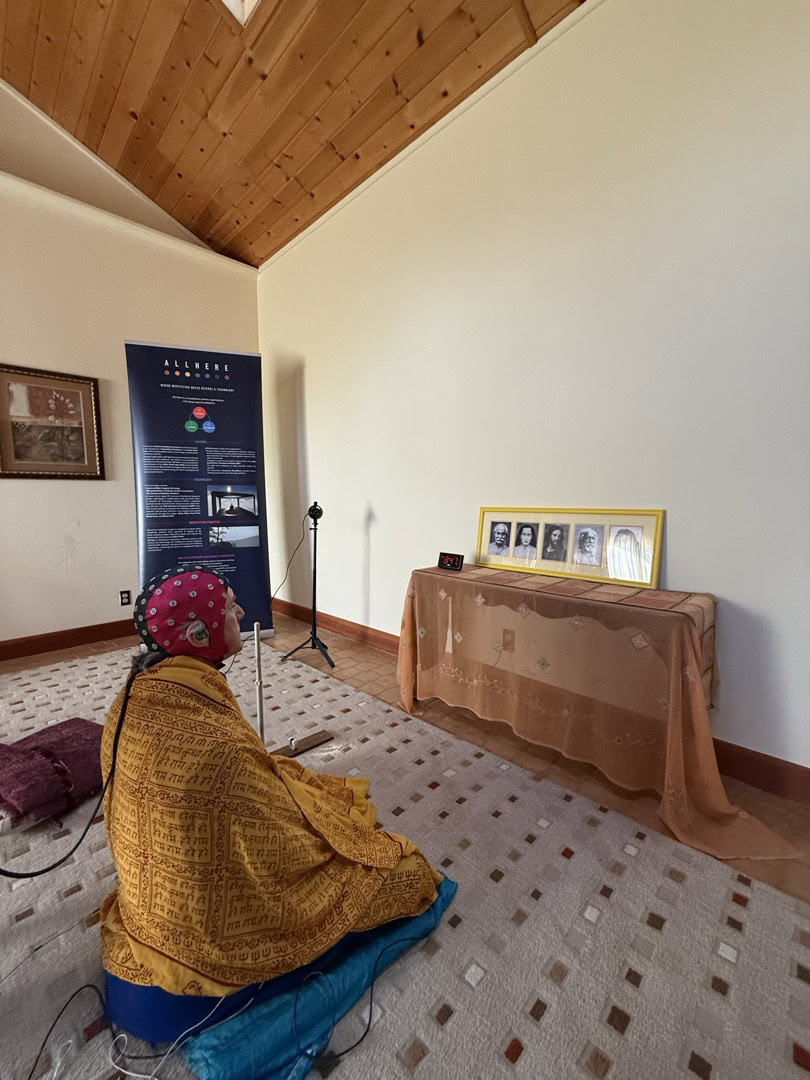 Meditation practice at Ananda Village